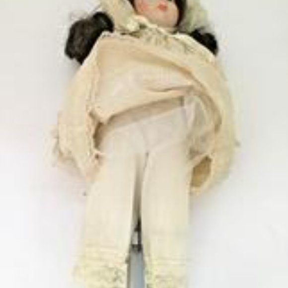 House of Lloyd 1989 Porcelain Brunette Little Bo Peep Doll Clothed W/Stand 16" - Picture 5 of 10
